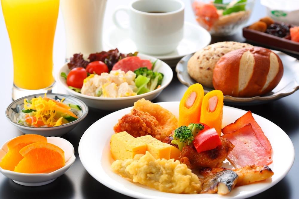 호텔 루트 인 토요카와 인터 외부 사진